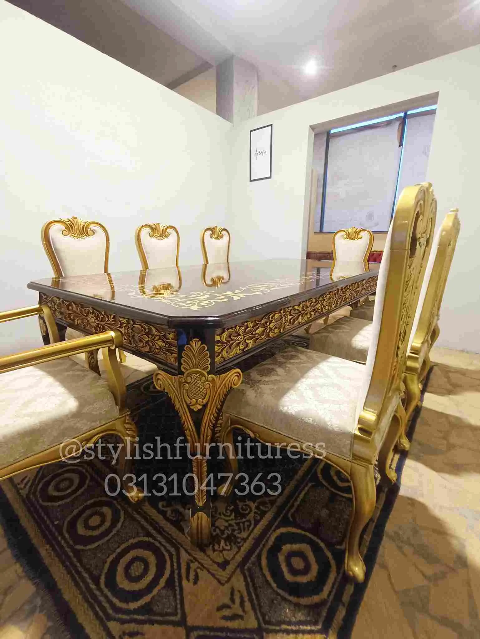 Back Carving Dinning set