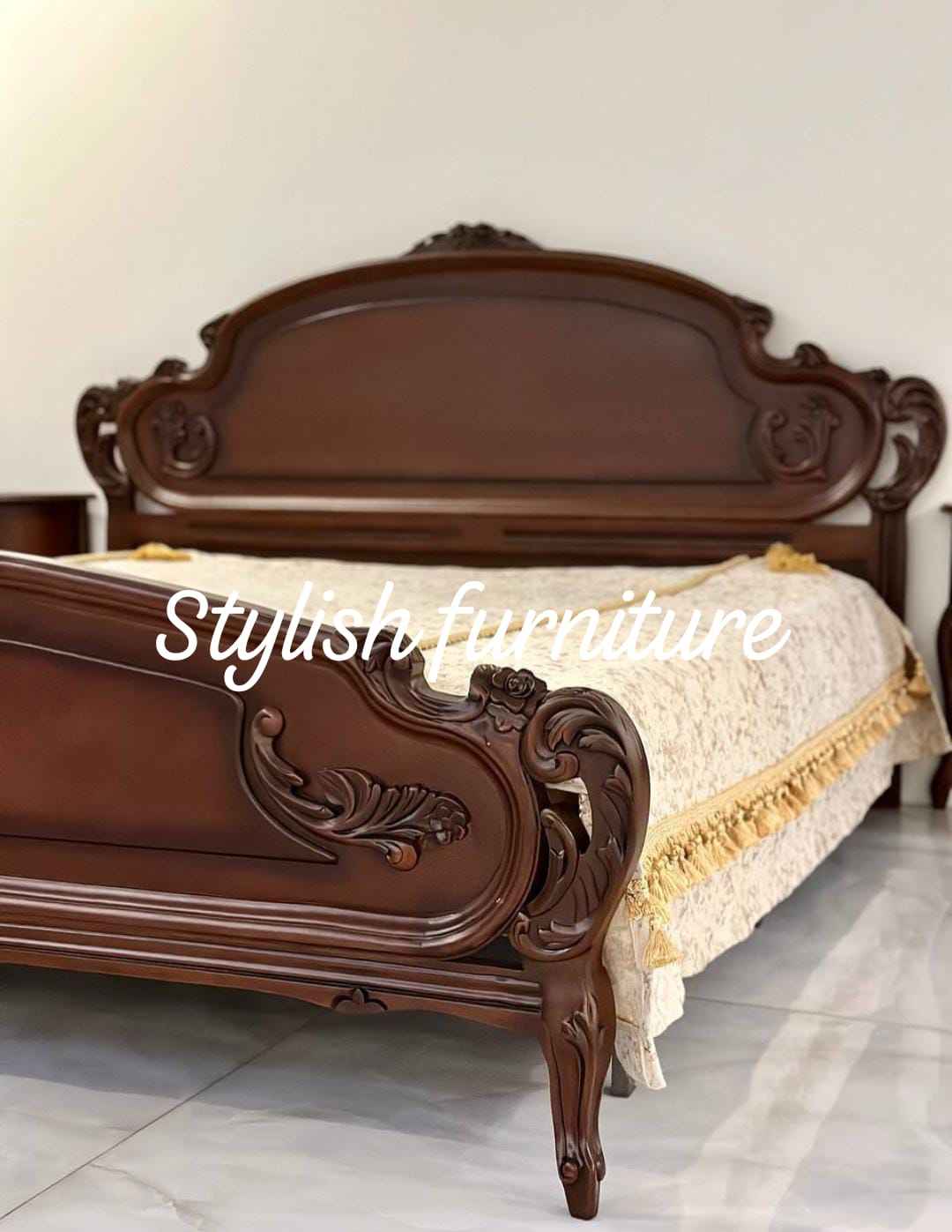 Heer Heritage Bedroom Set